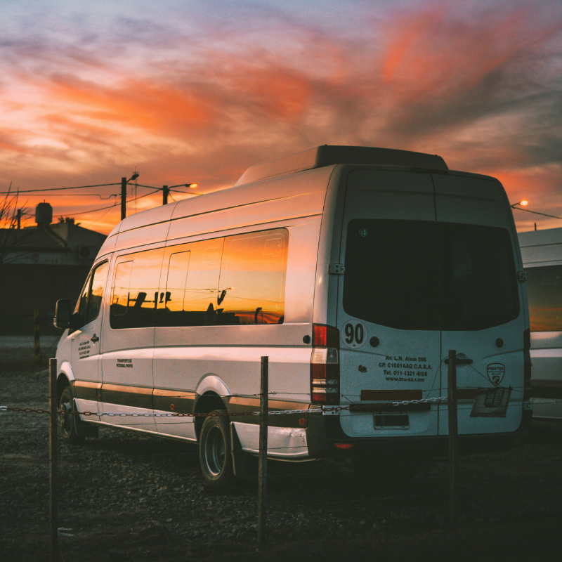 Van-800x800-