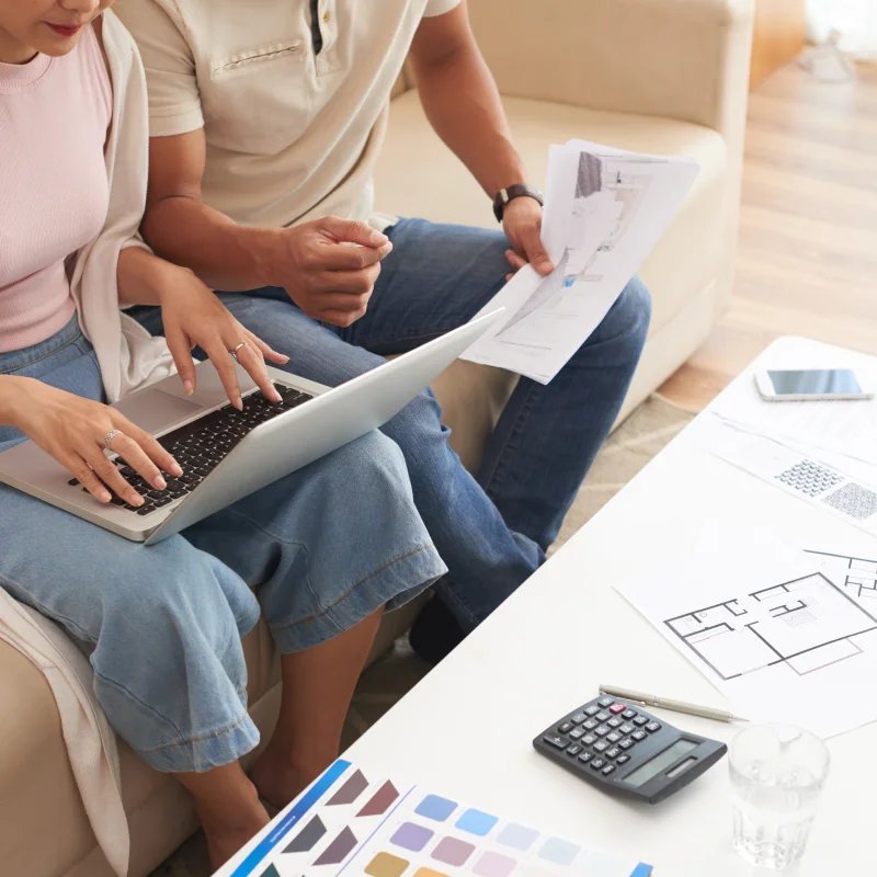 In home flooring estimates from Viva Floors & More in Brownsville & Pharr, Texas